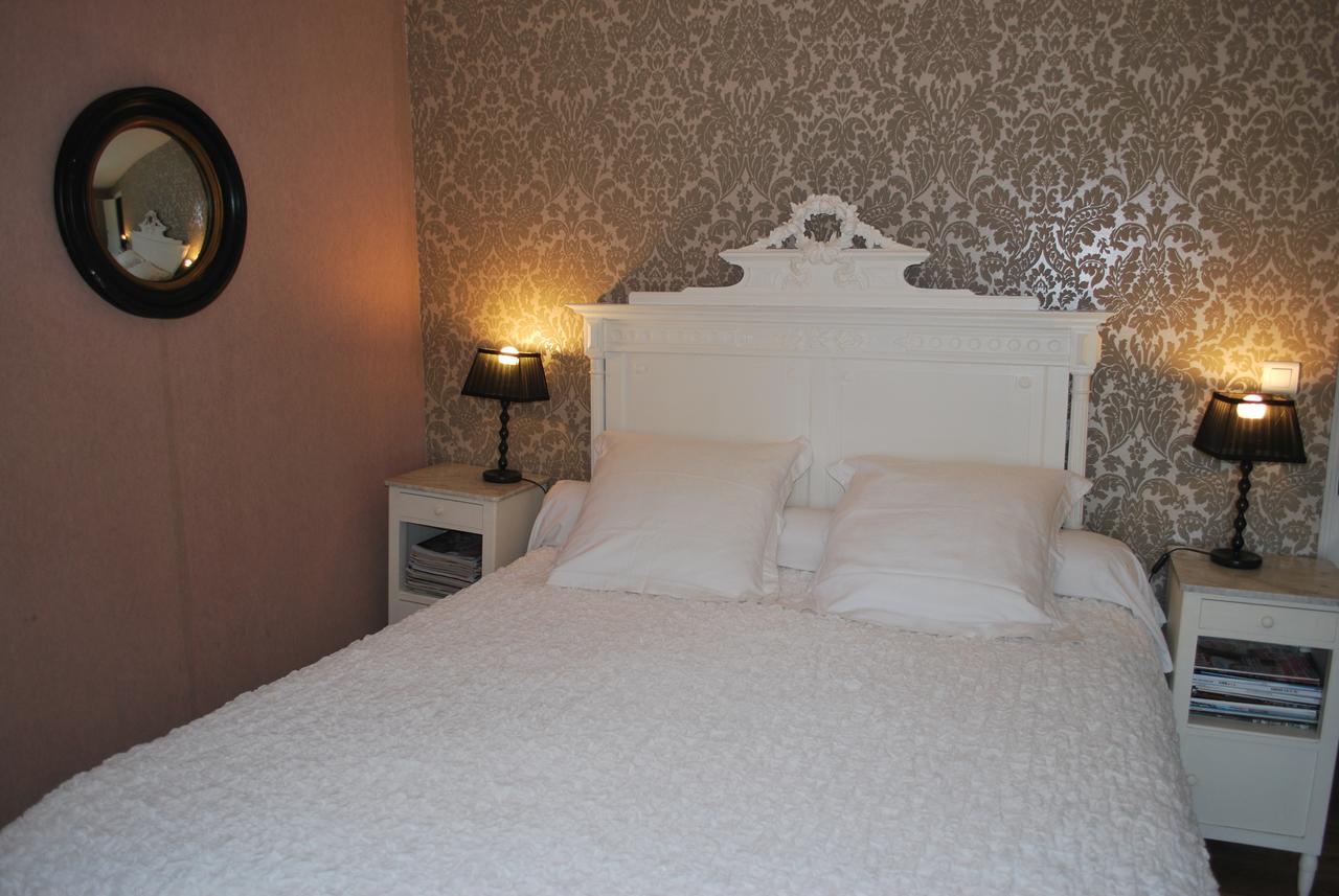 Bed and Breakfast Domaine Les Gandins Saint-Germain-de-Salles Екстер'єр фото