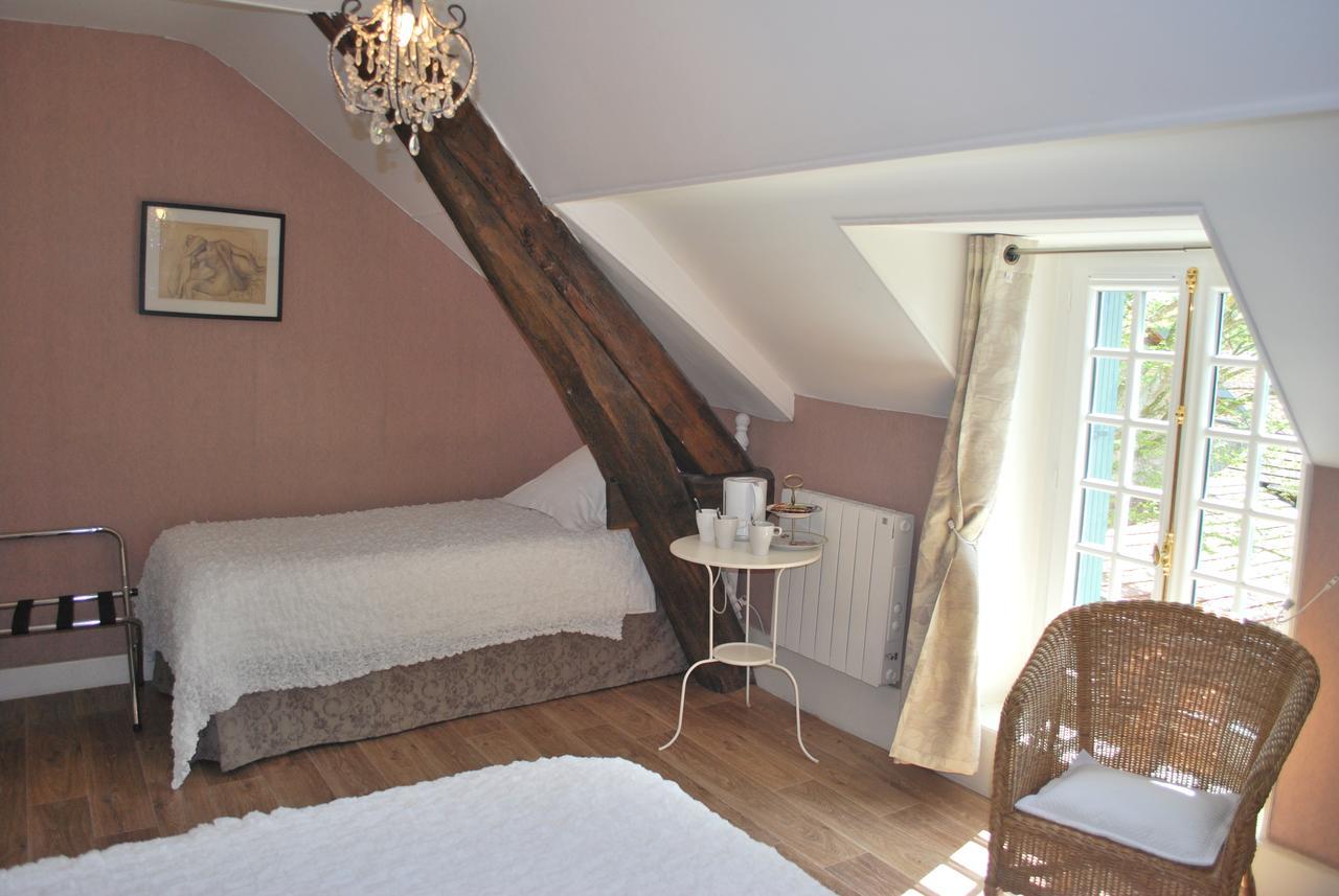 Bed and Breakfast Domaine Les Gandins Saint-Germain-de-Salles Екстер'єр фото