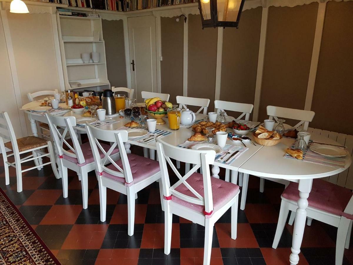 Bed and Breakfast Domaine Les Gandins Saint-Germain-de-Salles Екстер'єр фото